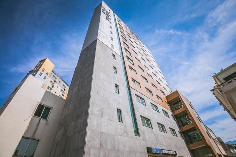 Jeju Sky Hill Business Hotel Exterior photo